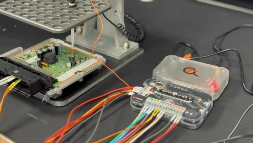 ECU connected on the bench for reading and writing